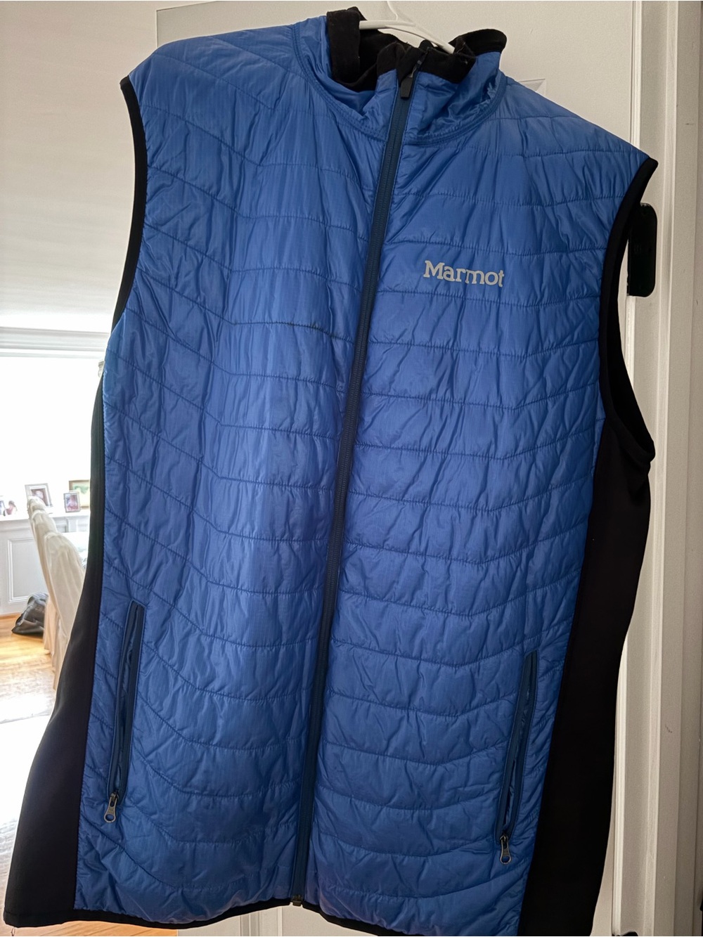 Marmot Blue Quilted Insulated Men's Vest with Black Panels